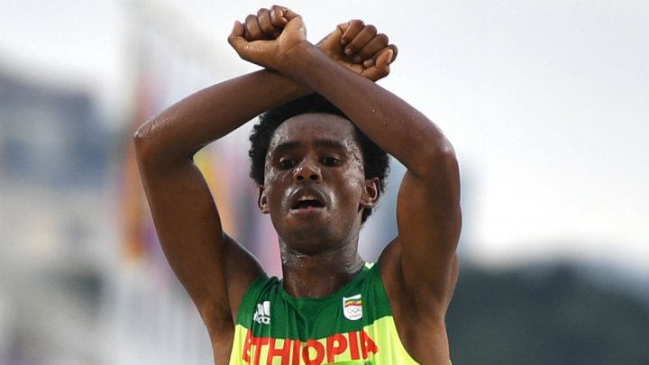 Le marathonien Lilesa sera reçu en «héros», et ne sera pas inquieté assure Addis-Abeba