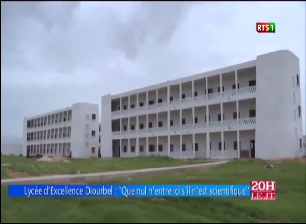 Vidéo – Lycée d&rsquo;Excellence Diourbel : « Que nul n&rsquo;entre ici s&rsquo;il n&rsquo;est scientifique » ! Regardez !