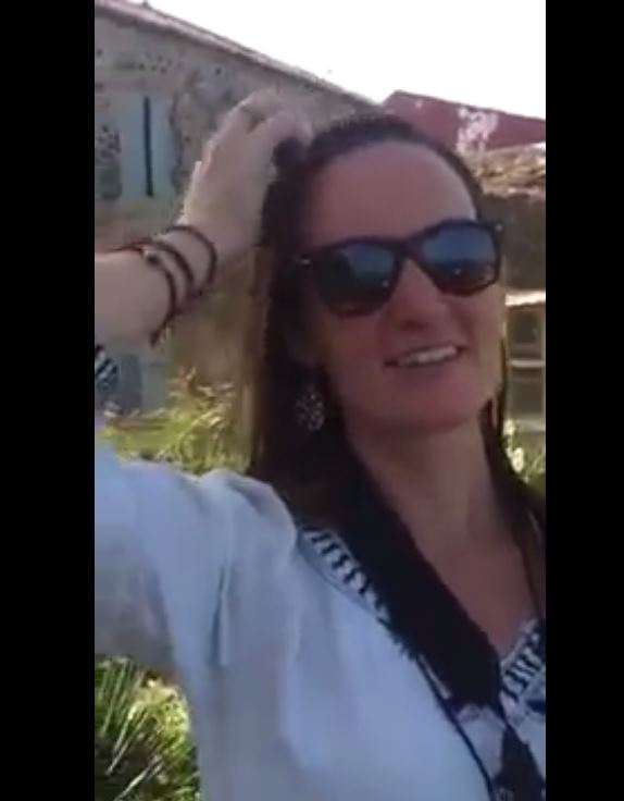 Vidéo – Incroyable : Une Toubab qui parle Pulaar comme une native du Fouta… ! Regardez !