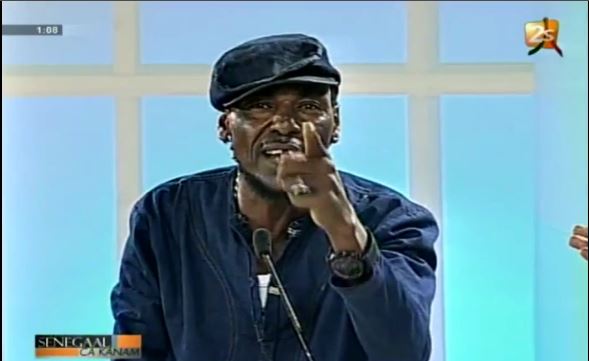 Vidéo – 10.000 problèmes « Macky, son gouvernement et tous les politiciens iront en prison car… » Regardez !