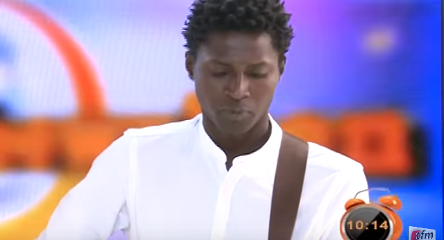 Vidéo: La performance époustouflante de Modou Touré le digne héritier des Toure Kounda dans l’émission Yewoulen