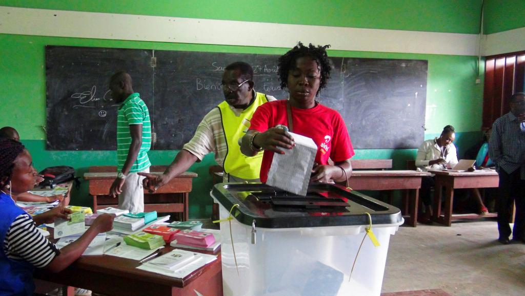 Gabon: l’UE évoque une « évidente anomalie » dans les résultats