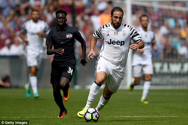 Foot-Calcio: Huguain, Daniele De Rossi, Allegri, les plus gros salaires
