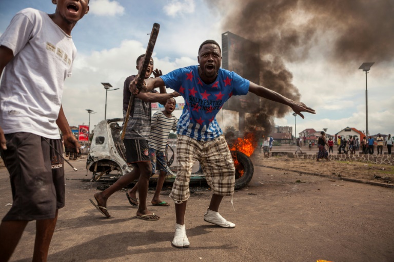 RDC: deux policiers tués à Kinshasa, manifestation d’opposition annulée