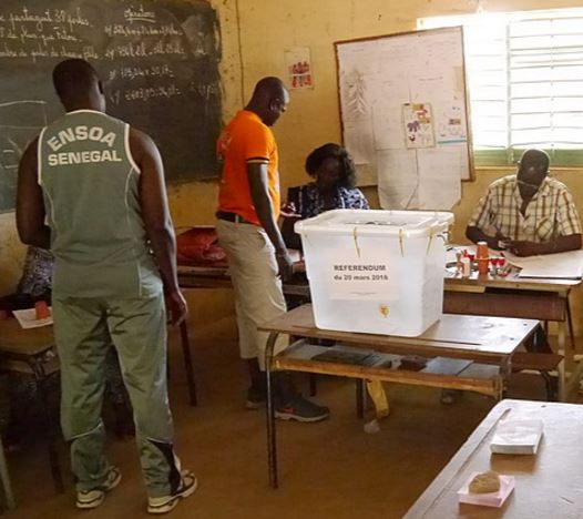 Sénégal: Les militaires et paramilitaires voteront désormais le même jour que les civils