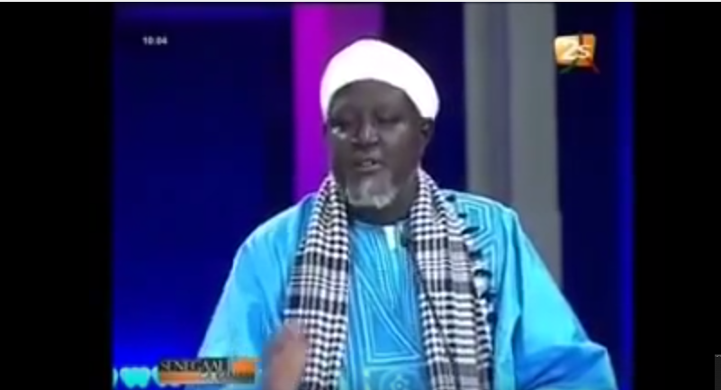 Vidéo: Un marabout Yalla Yalla impressionne Tounkara! Regardez!