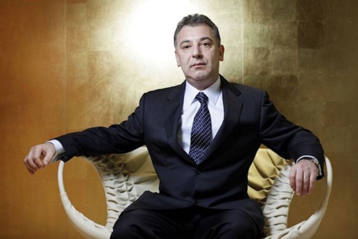 En pleine tempête médiatique : Frank Timis aurait reçu Aliou Sall et Mbaye Sidy Mbaye