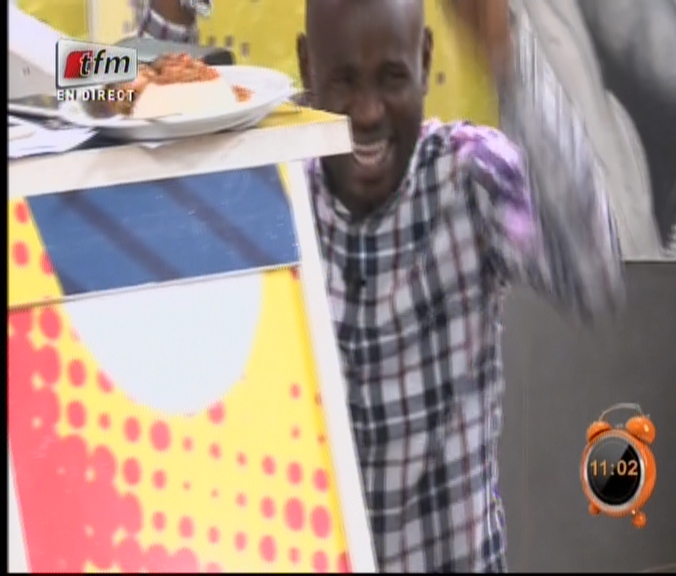 Kouthia ne veut pas être le « père » de personne. Regardez