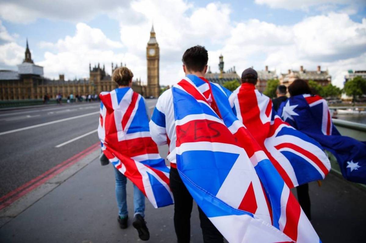 Le Royaume-Uni enclenchera la procédure de sortie de l’UE  » avant fin mars 2017″