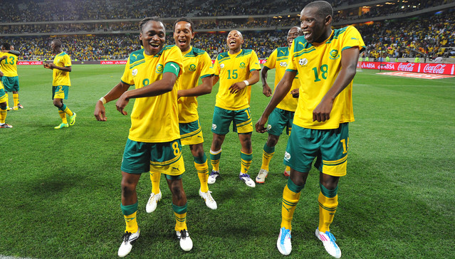 Afrique du Sud: Shakes Mashaba espère que la Ligue des Champions gagnée par Mamelodi Sundowns va doper ses joueurs