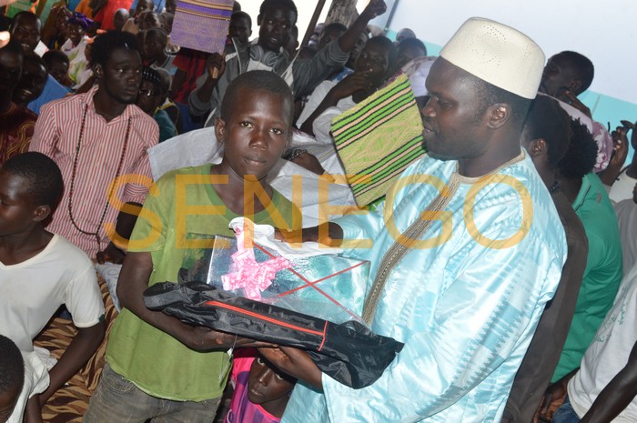 Un lot de matériels didactiques offerts aux Instituts islamiques francophones de Cheikh Abdoulaye Wilane