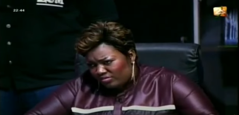 Vidéo : Bijou à Gaston Mbengue « Danga bari ayy père Gaston ba paré yakar né ya kham lep » – Regardez.