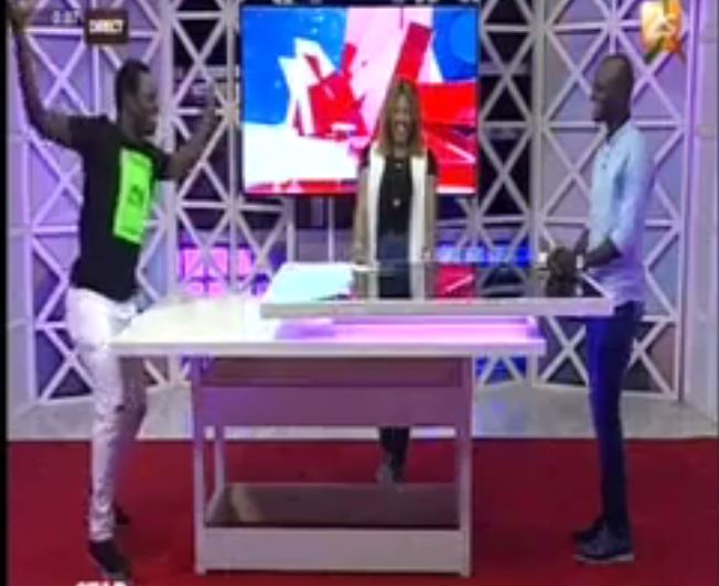 Vidéo – Concours de « Lébb » entre Abba et Fafa. A mourir de rire ! Regardez!