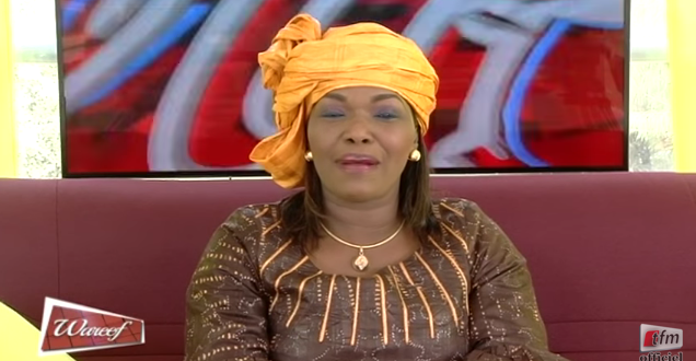 Vidéo – Insolite : un téléspectateur demande à Eva Tra de rentrer au Mali parce qu’elle…