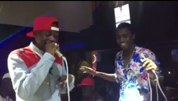 Vidéo: Duo Wally Seck et Sidiki Diabaté en live au vogue