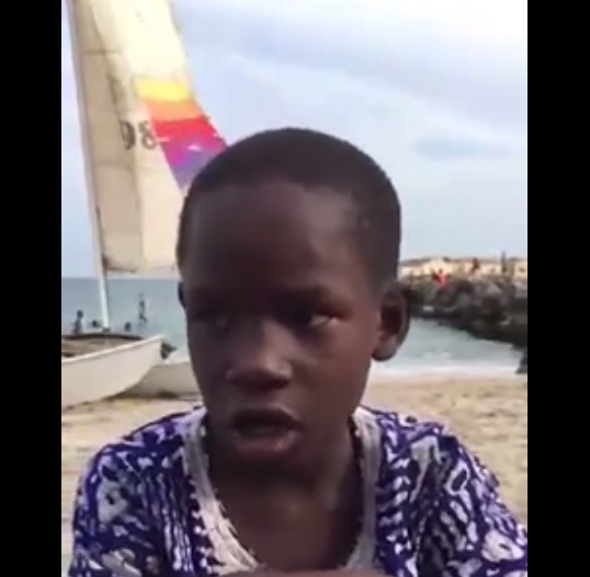 Vidéo émouvante: L’enfant fait rappeler Joseph Ndiaye de l’îles de Gorée !