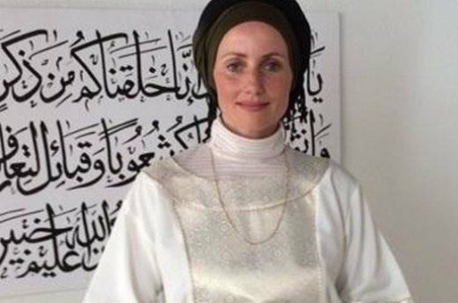 Audio: une femme Imam au Danemark, ouvre une mosquée réservée pour la prière du vendredi