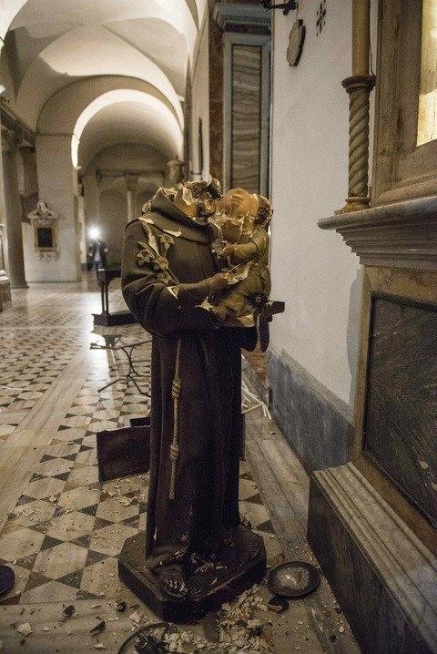 Italie: un Ghanéen de 39 ans vandalise 4 églises à Rome