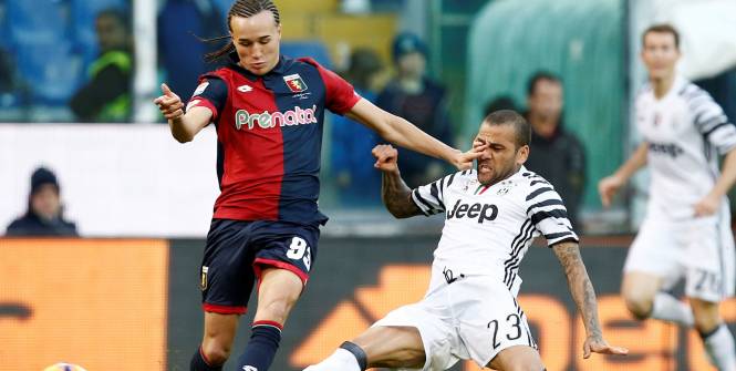 Daniel Alvès: fracture du péroné contre le Genoa