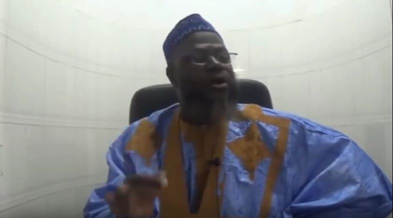 Vidéo : Oustaz Oumar Sall  » Keep kouy deguelou musique, mba ngay dem si concert yi, yanguiy ndiaalo… »