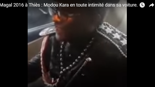 Vidéo – Magal 2016 à Thiès : Modou Kara en toute intimité dans sa voiture
