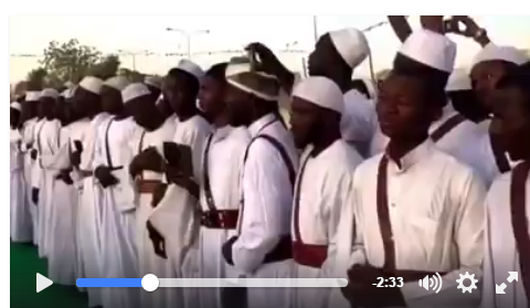 Vidéo: Les Khadres de Nigeria chantent les gloires de Cheikh Ahmadou Bamba!