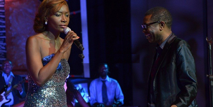 Vidéo – Youssou Ndour et Coumba Gawlo sur scène le meme jour : Coïncidence ou rivalité ? Regardez!
