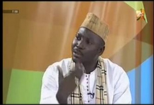  Vidéo – un marabout à Tounkara: « Toi même tu vois des djinn… »