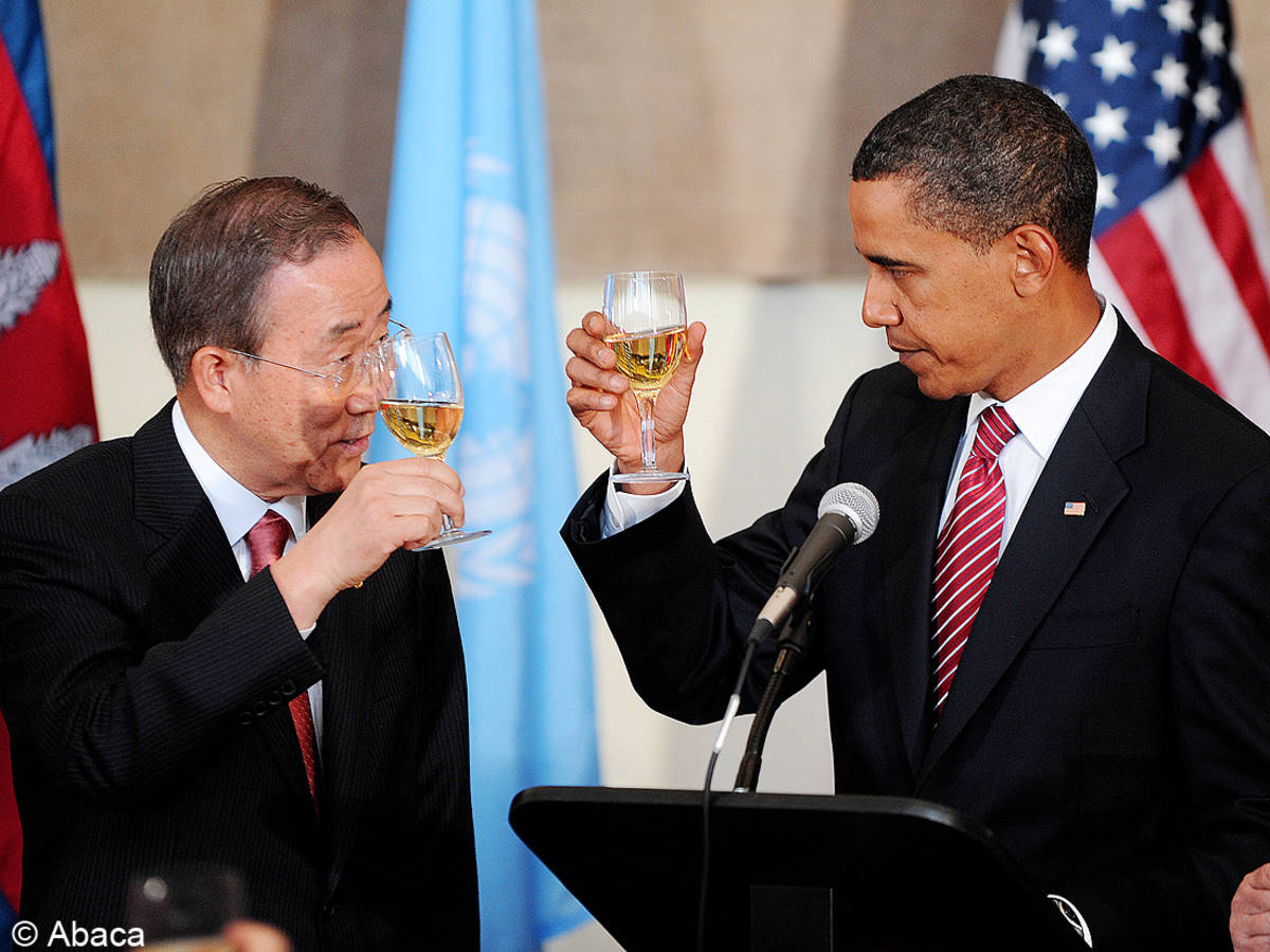 parce-qu-il-fait-des-degustations-de-vin-avec-ban-ki-moon