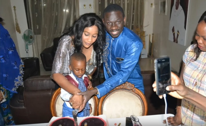 21 Photos: Le couple Pape Diouf et Bébé Basse fêtent l’anniversaire de Mohamed Diouf.