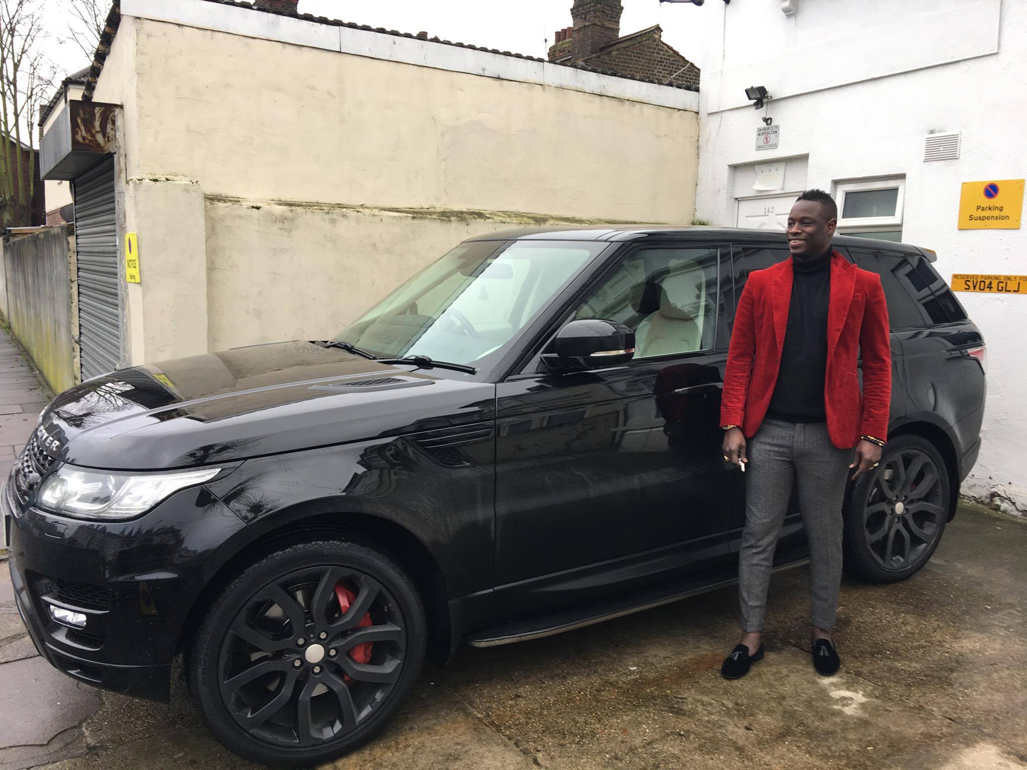 (04 photos) Papa Ndiaye Thiou, le légendaire danseur sénégalais continue d’exceller dans son art en Angleterre