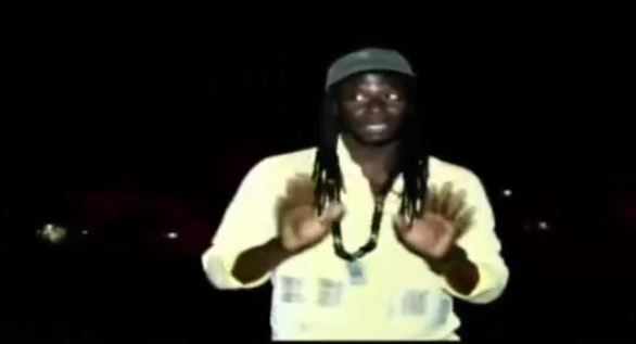 Vidéo – Carlou D raconte comment et pourquoi il a quitté l&rsquo;école : »Ma prof d&rsquo;anglais m&rsquo;avait… »Regardez!