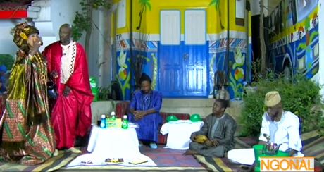 Vidéo –  Admirez l&rsquo;entrée fracassante de Kiné Lam dans le plateau de Ngonal… Regardez.