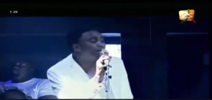 Vidéo – Wally Seck met le feu au vogue avec sa chanson « sant yalla » …Regardez !