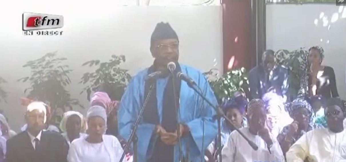 Vidéo : Tristesse à la levée du corps d’Ousmane Sow en présence de Macky Sall et de la famille Sy de Tivaoune