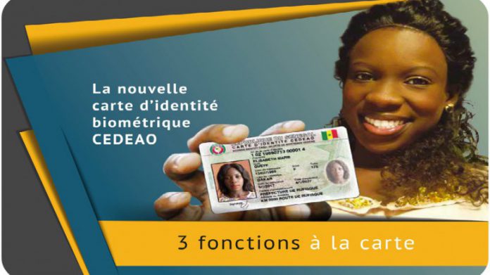 Vidéo : Un décret prolonge la durée de l’ancienne carte d’identité au 31 mars 2017 – Regardez.