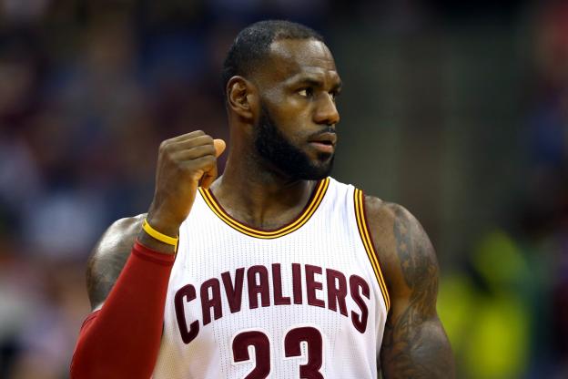 Basket – NBA: LeBron James devient le plus jeune joueur de l’histoire à inscrire 30 000 points