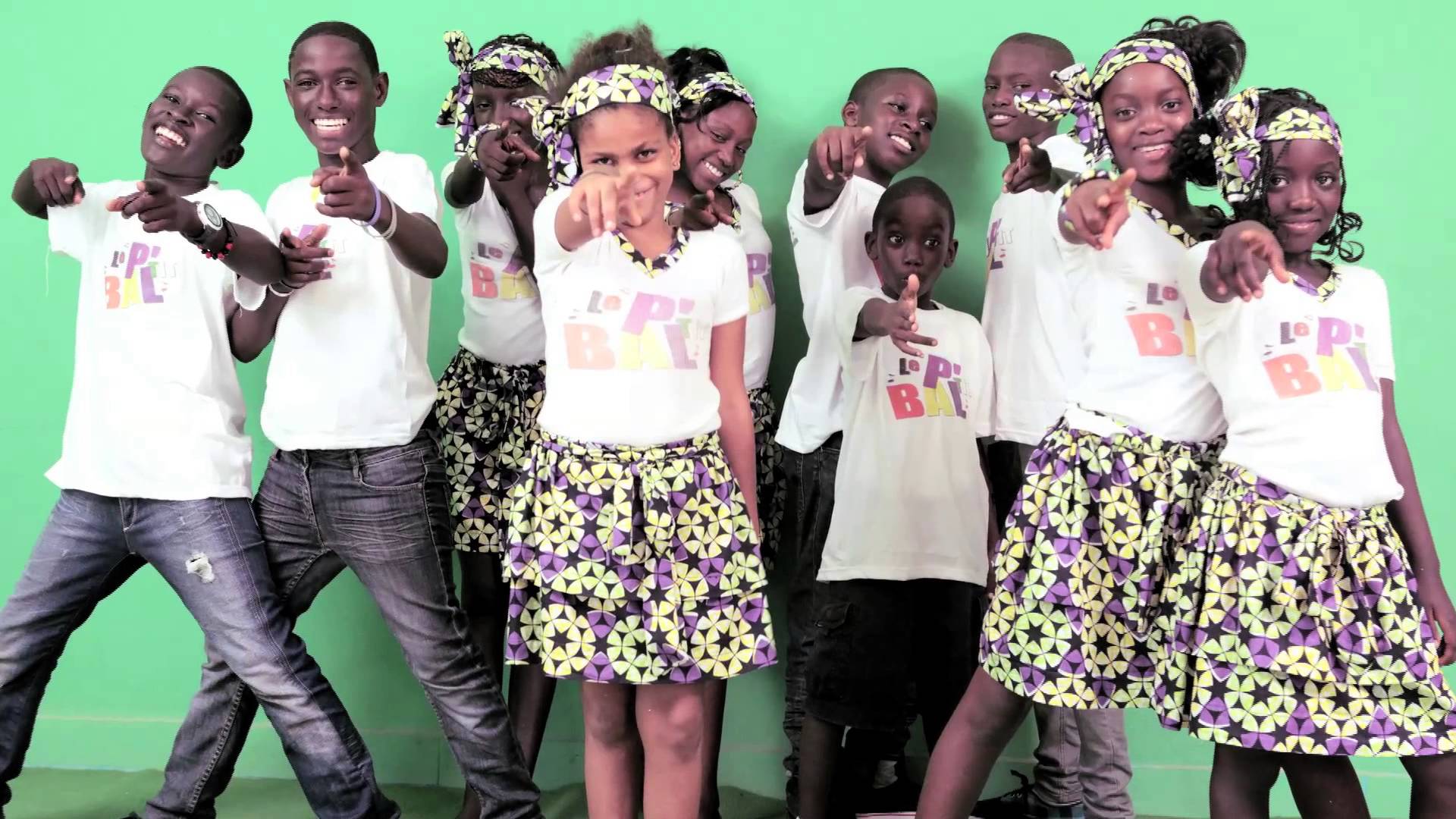 Halte à l’utilisation excessive des enfants à la télévisions. Par Serigne Babacar Dieng