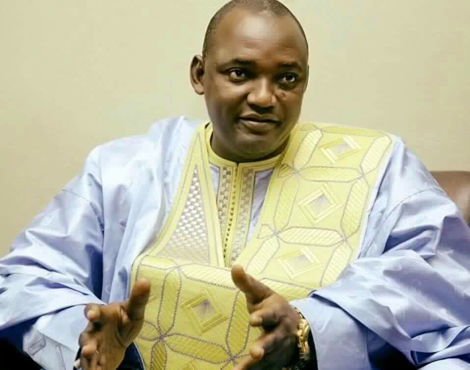 Urgent: Adama Barrow annonce son investiture à 16 heures à l’Ambassade de la Gambie au Sénégal