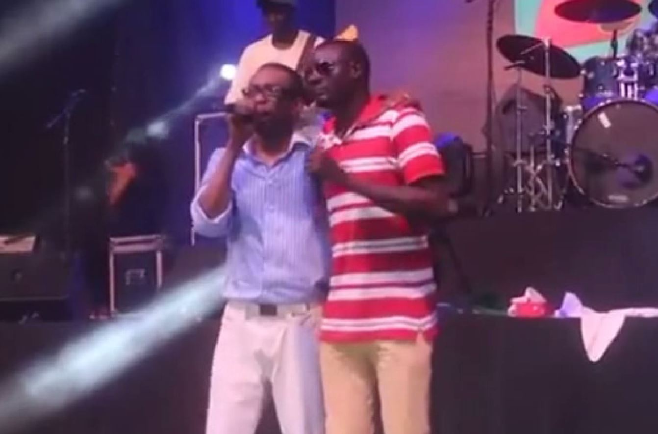 Vidéo : La dernière apparition de Ablaye Mbaye en live en duo avec Youssou Ndour son ancien mentor – Regardez.