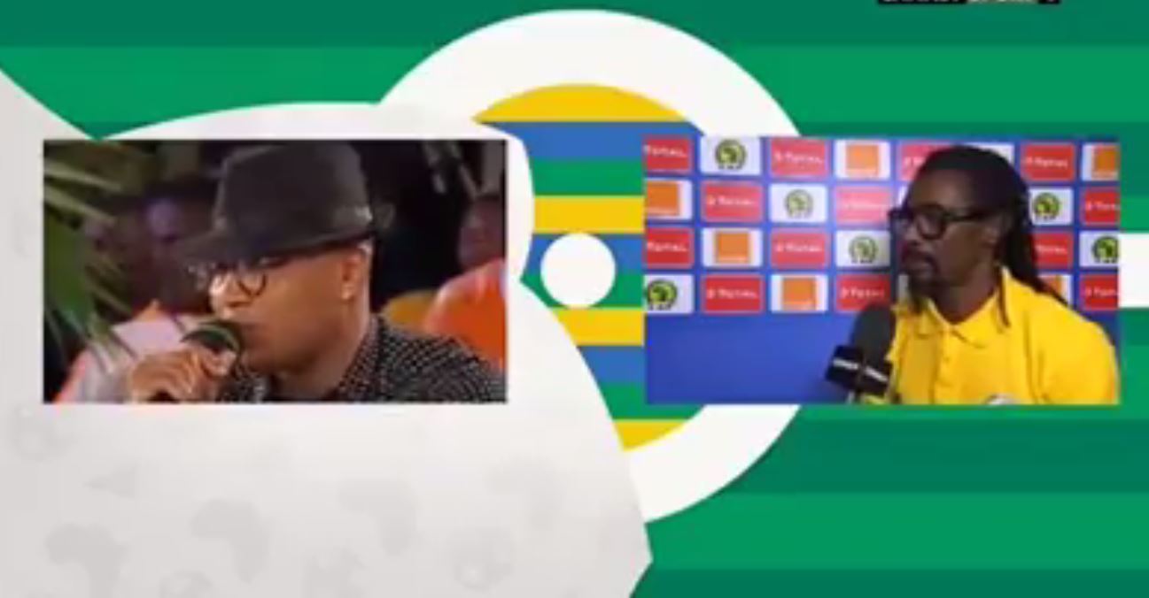 Vidéo – El Hadj Diouf félicite Aliou Cissé en direct et lui demande si…