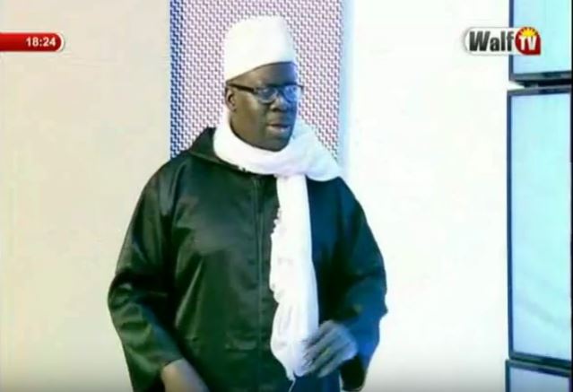 Vidéo : Yahya Jammeh très remonté contre ceux qui ont tué ses crocodiles blancs « Barrow, palais ba ngogou demal teud nga xol… » (version Sa)