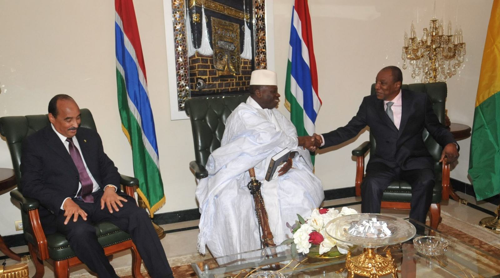 Urgent – Vidéo: Yahya Jammeh déclare à la télévision qu’il quitte le pouvoir. Regardez