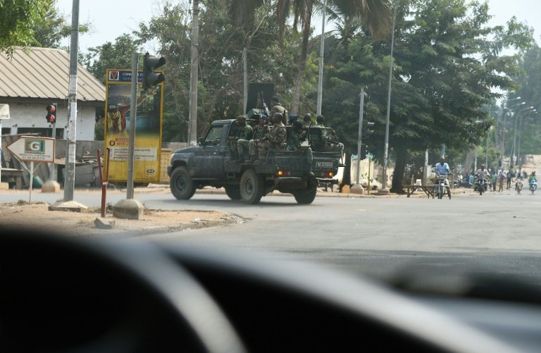 Côte d’Ivoire: tirs dans le plus grand camp militaire d’Abidjan