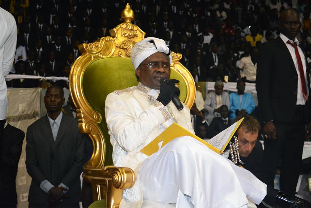 (18 Photos) – Les images de la cérémonie annuelle de clôture des activités du Diwane au stadium Marius avec le Général Kara  – Regardez !