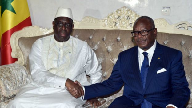 Le Président Sall promet un bus aux Sénégalais du Mali qui reliera Dakar-Bamako
