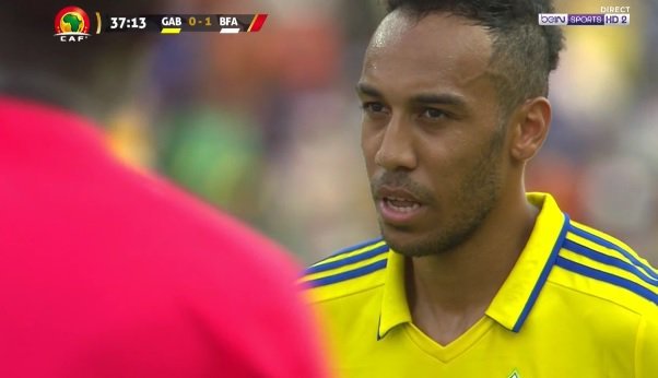 Vidéo – CAN 17 : Aubameyang égalise à la 37e sur un penalty qu’il a lui-même provoqué (1-1)