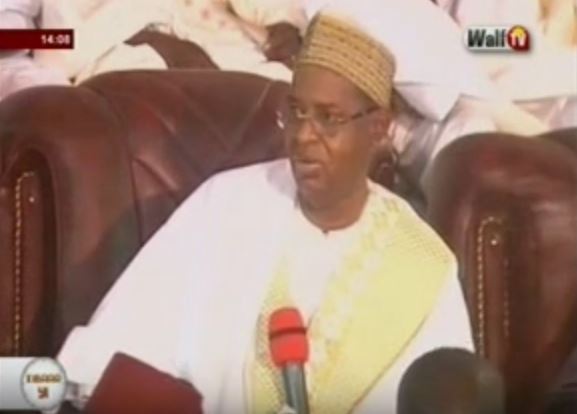 Vidéo – Sidi Lamine Niass : « laissez Jammeh faire du wax waxéet comme Wade et Macky… » Regardez