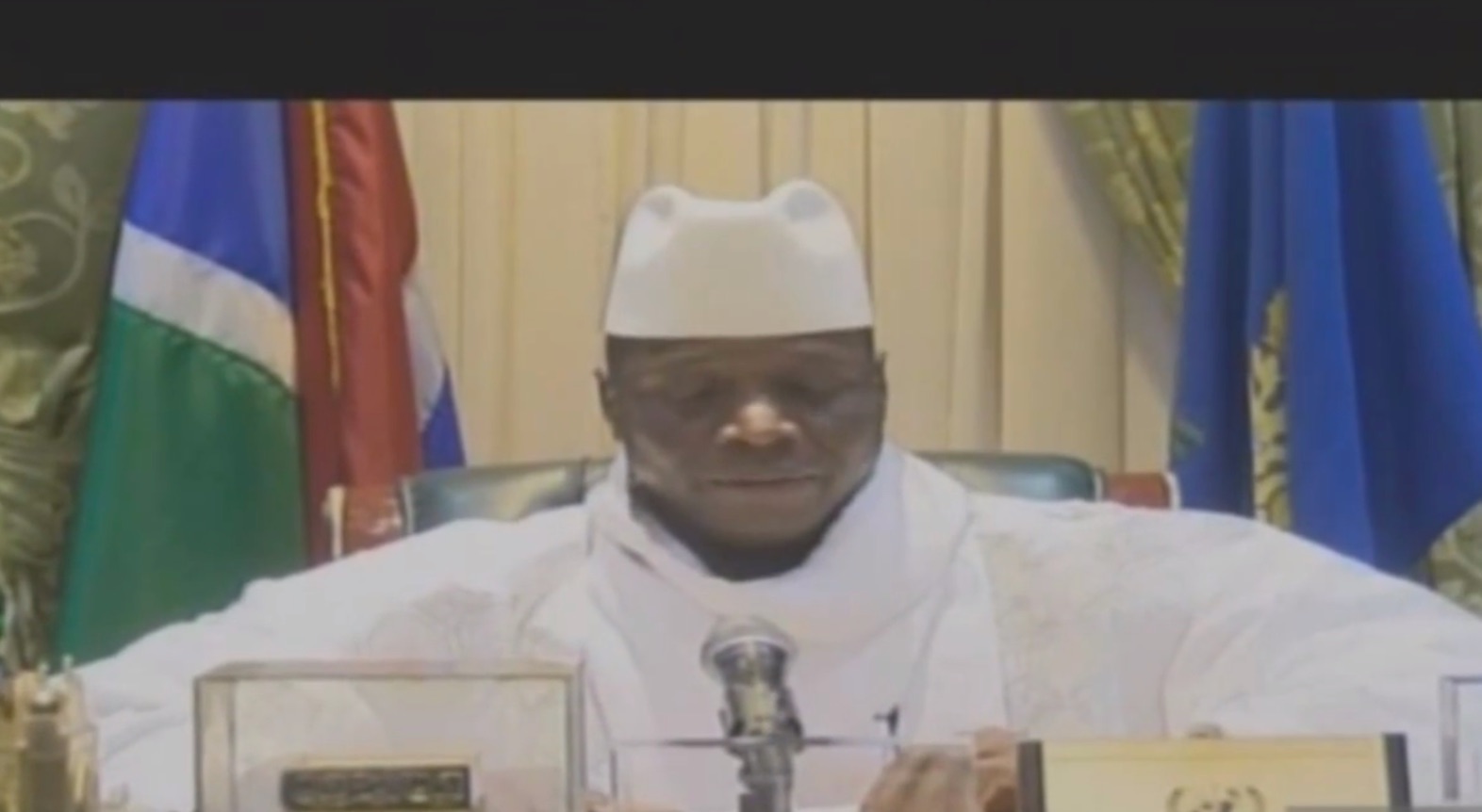 Vidéo: Nouvelle adresse à la Nation de Jammeh, il souhaite mettre en place une loi d’Amnestie. Regardez