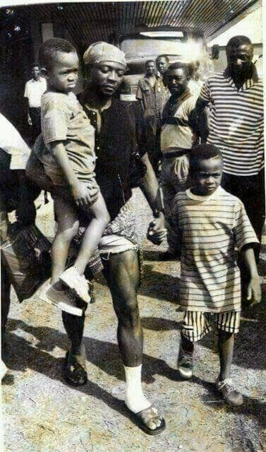 Arrêt sur image: Abedi et ses enfants Jordan et Andre lors de Sénégal 92